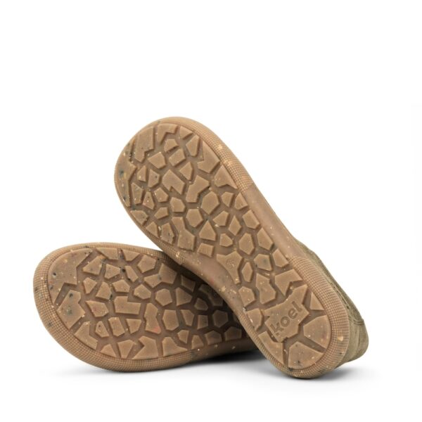 Koel Barefoot Fago