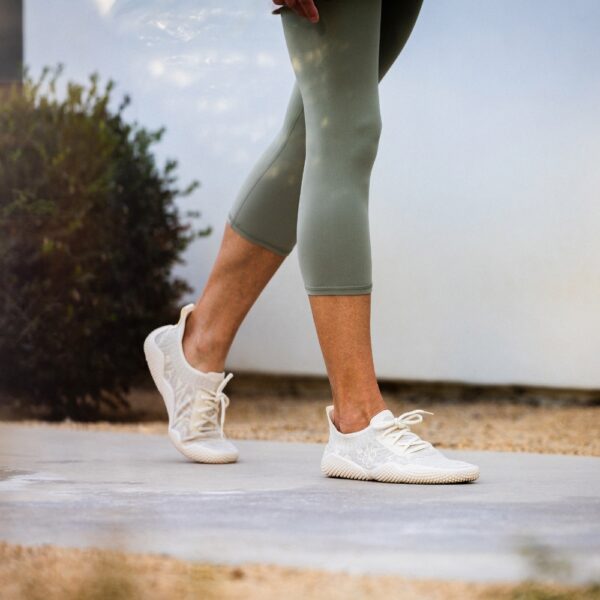 Vivobarefoot Motus Studio Sneaker Womens