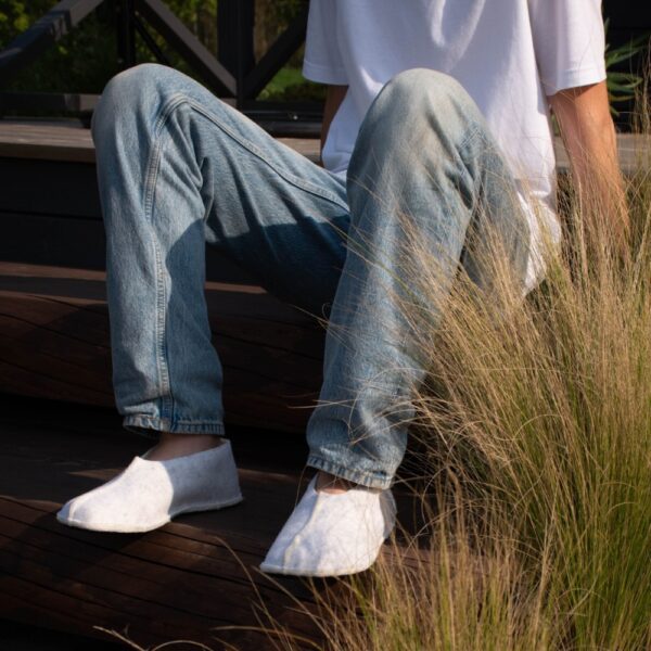 OmaKing Barefoot Slippers Tohkri Lambswool