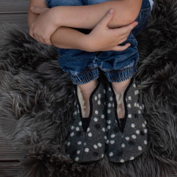 OmaKing Barefoot Slippers Trolla