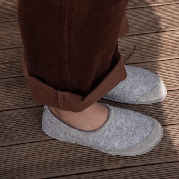 OmaKing Barefoot Slippers Tuuka