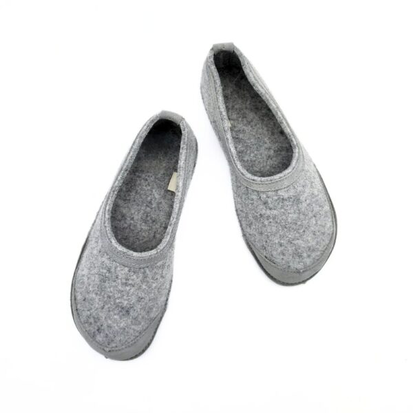 OmaKing Barefoot Slippers Tuuka