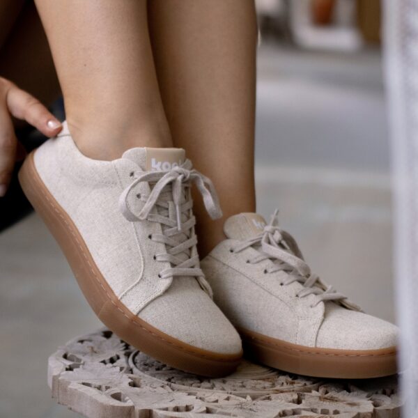 Koel Barefoot Hazel Canvas