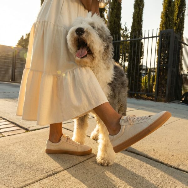 Koel Barefoot Hazel Canvas