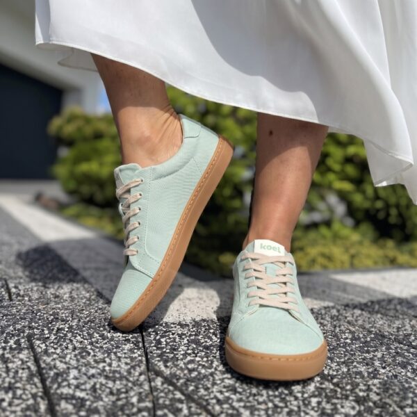 Koel Barefoot Hazel Canvas