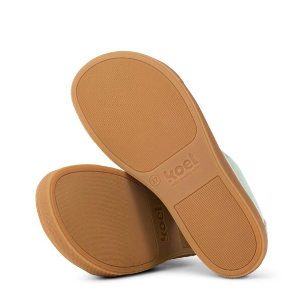 Koel Barefoot Hazel Canvas