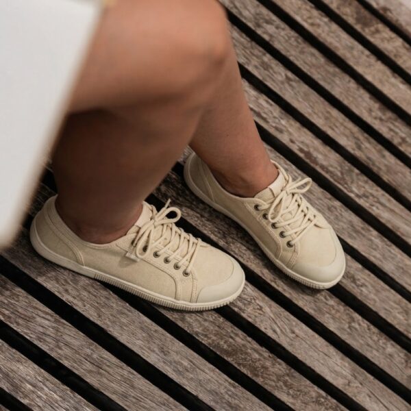 MTNG Free Aria Canvas Women