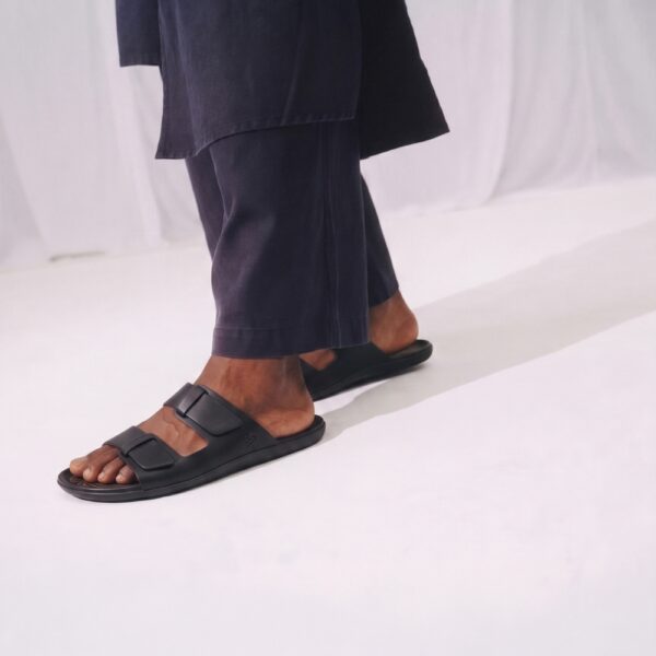 Vivobarefoot Yin Slide Mens