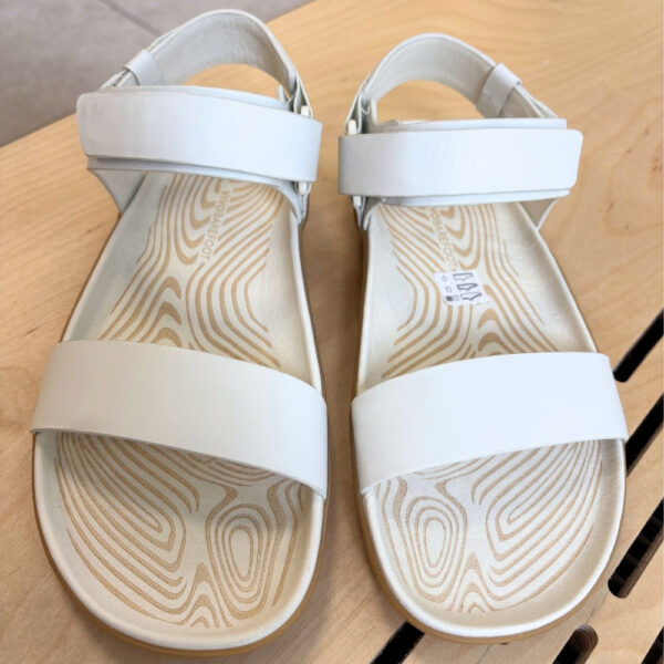 Vivobarefoot Yin Sandal Limestone 39 [outlet] - para, sklep w tle