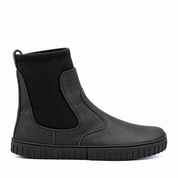 Buty barefoot Magical Shoes Simone Neo black - prawy profil buta, widoczna pętelka na pięcie